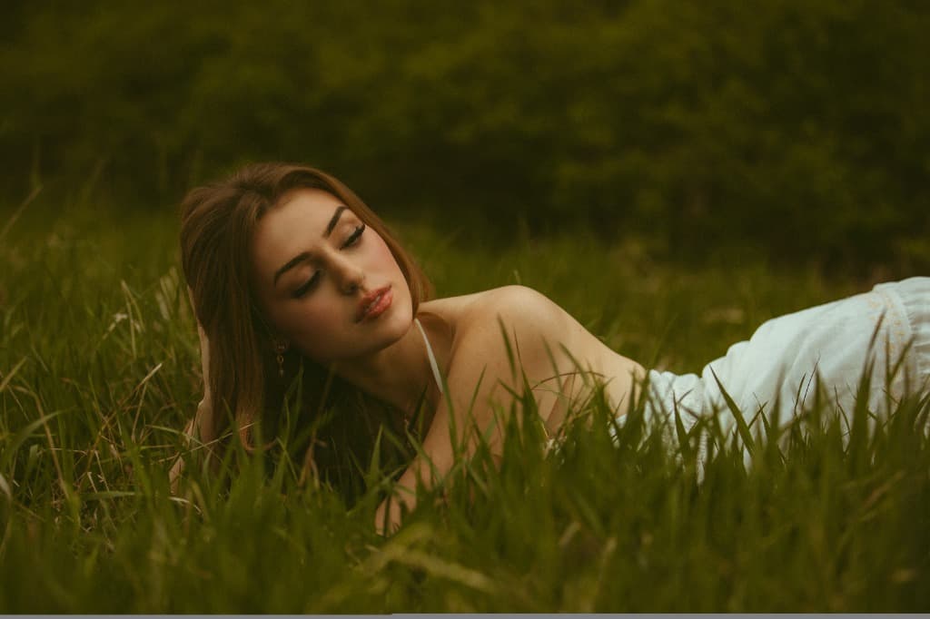 Elena Collins portrait in nature